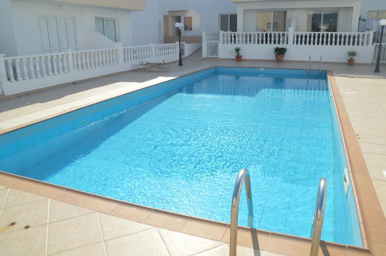 Kapparis Penthouse Apartment Paralimni Luaran gambar